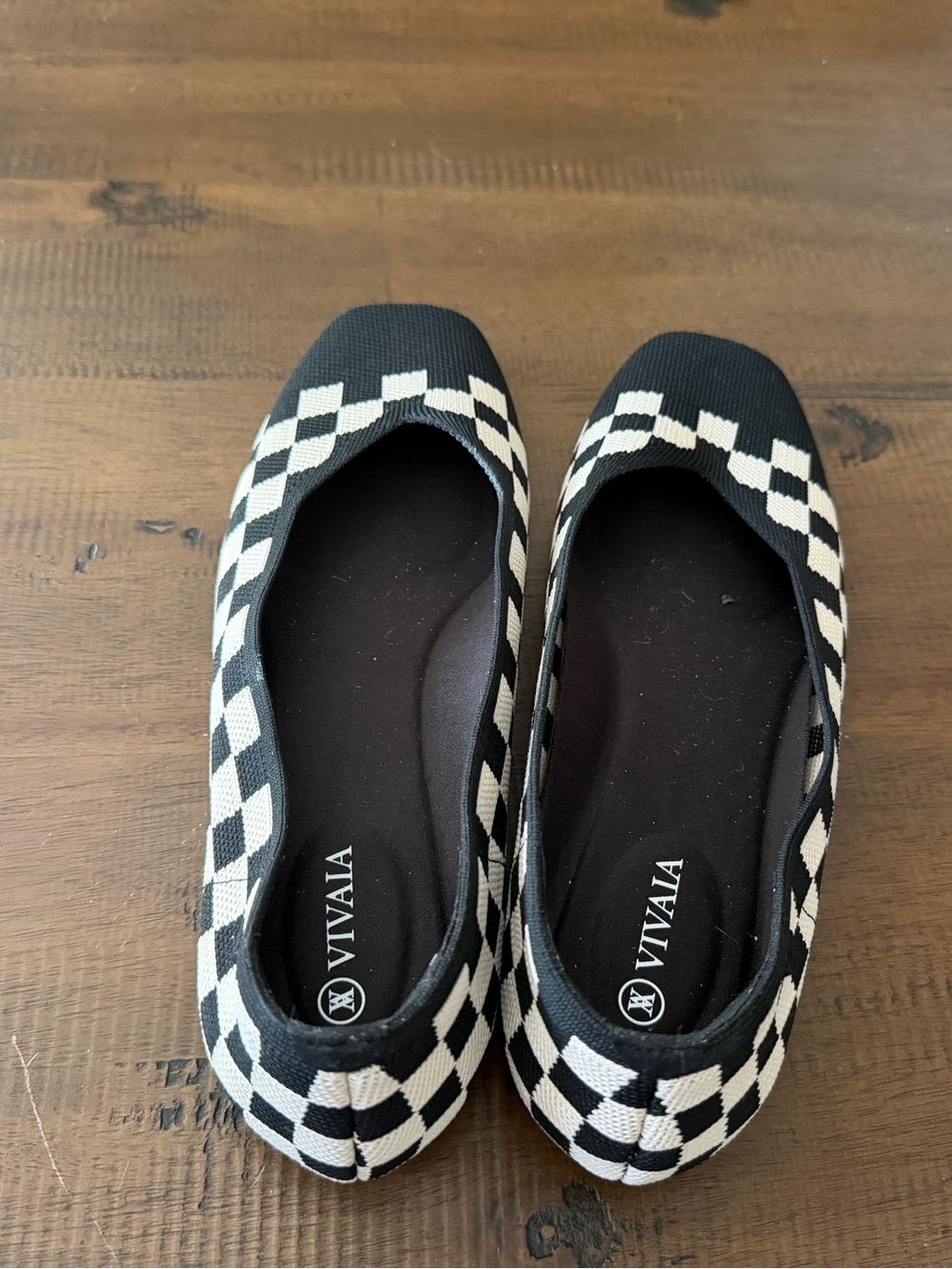 Vivaia Margot 2.0 Black White Check Square Toe V Cut Flats Size 41| 10